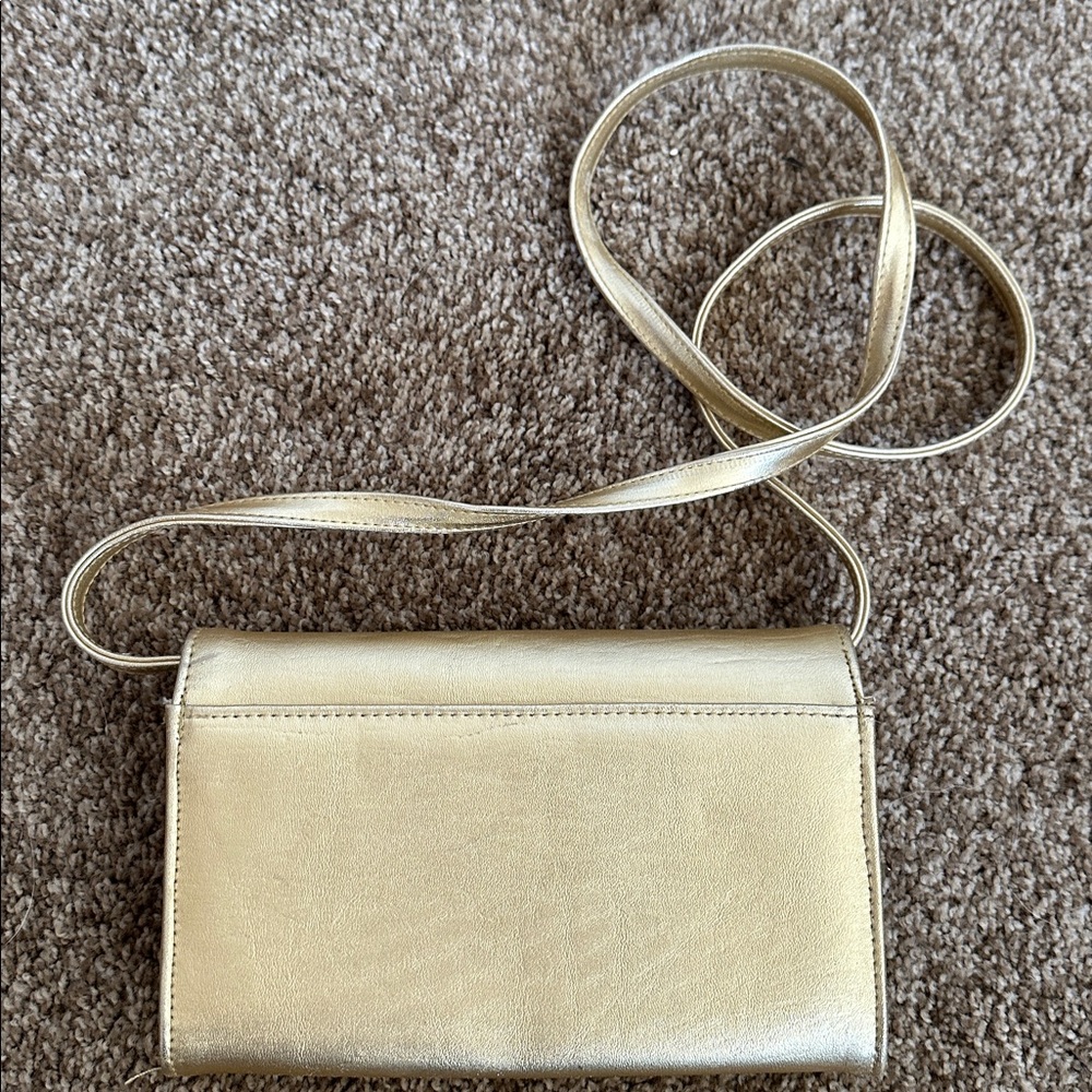 Warren Reed Gold Crossbody Bag - Picture 5 of 10